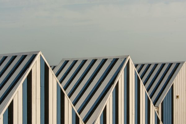 Comment planifier une expédition pour observer les gorilles de montagne au Rwanda?